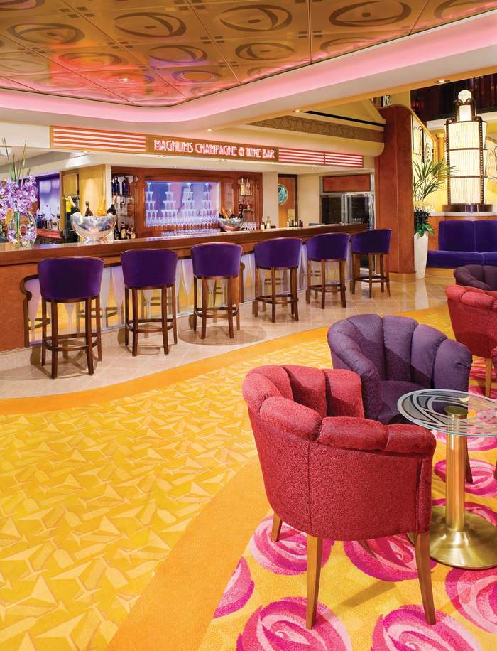 NCL, Norwegian Jade, Magnum's Champagne & Wine Bar ©Michel Verdure.jpg